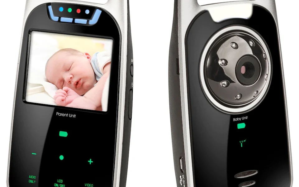 Babyalarm – bedst i test [Guide til valg af den helt rette babyalarm]